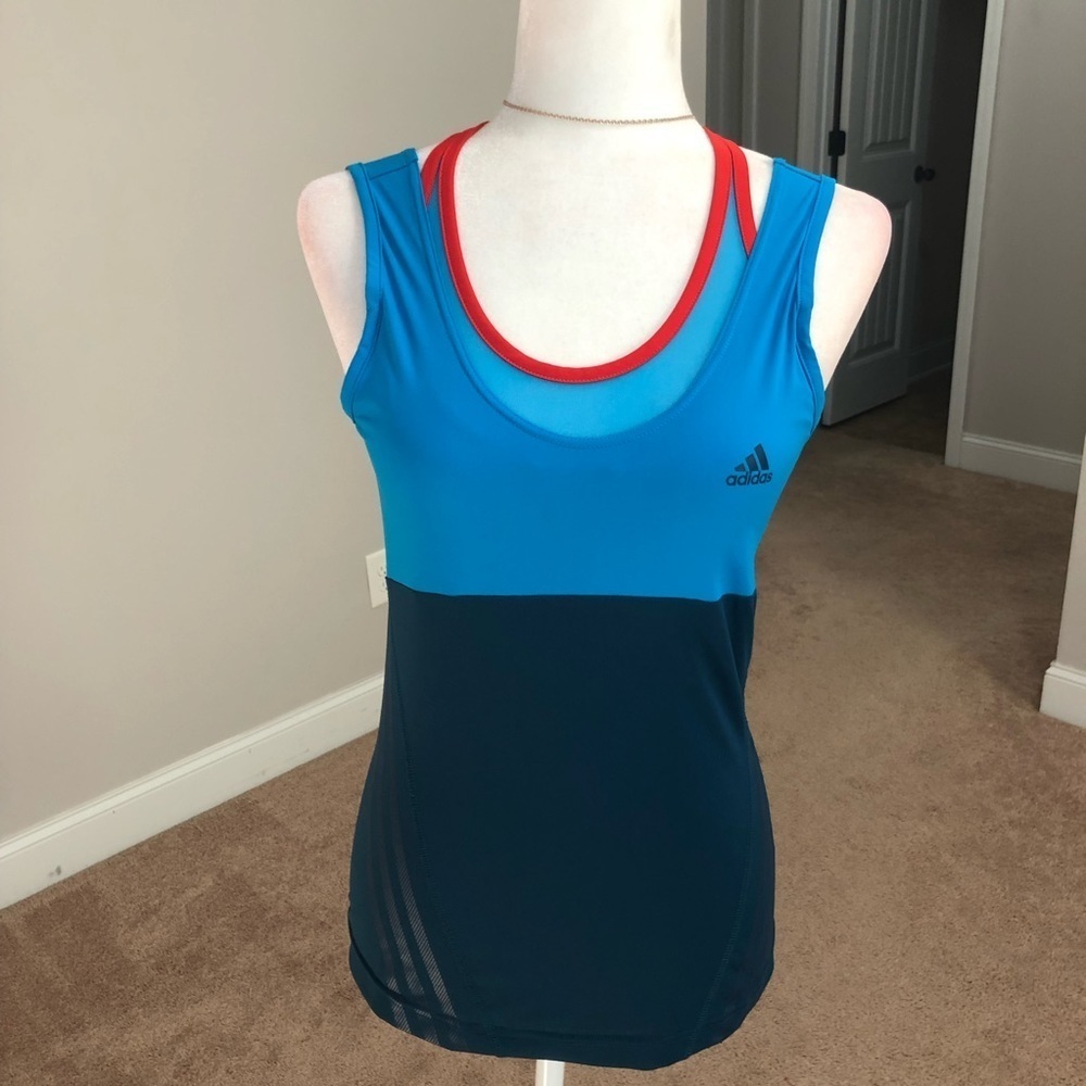 Adidas Athletic Tank Top Workout w/ built in sheer support shelf Red & Blue